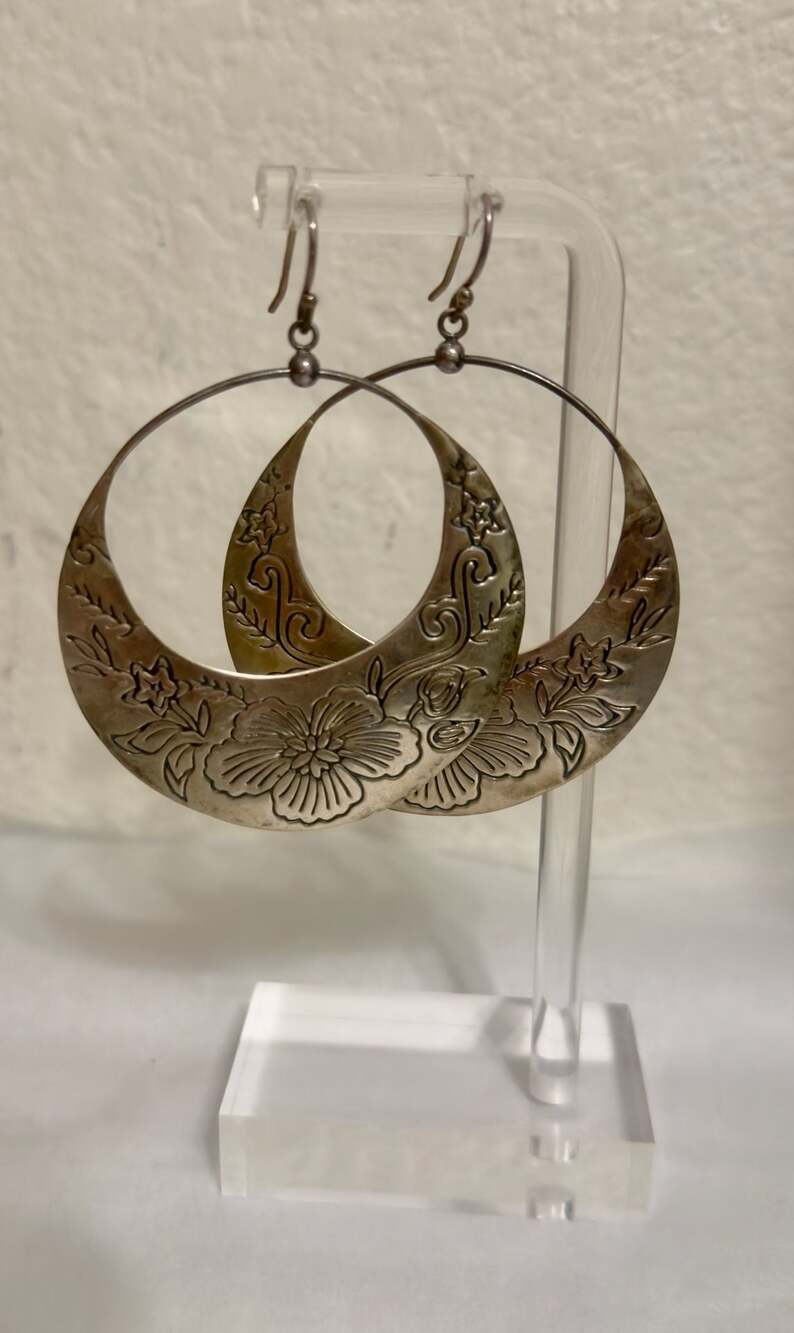 Silpada W2378 Sterling Silver Etched Floral  Hoop Earrings 2"